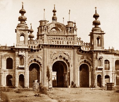 La Gran Puerta del Kaiser Bagh, Lucknow, 1858 de Felice Beato